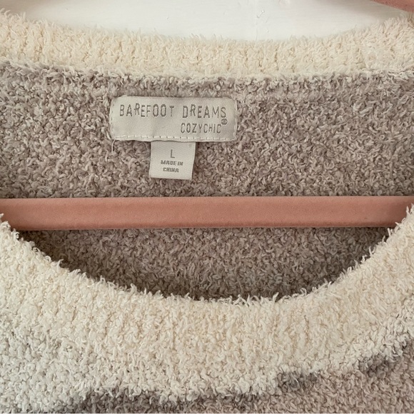 Women's Barefoot Dreams Cozychic Seaside Crew Neck Pullover - Size Large - Picture 4 of 5